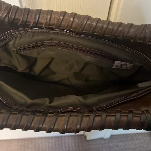 Anna Cainzo vintage leather brown tooled bag. - Picture 6 of 9